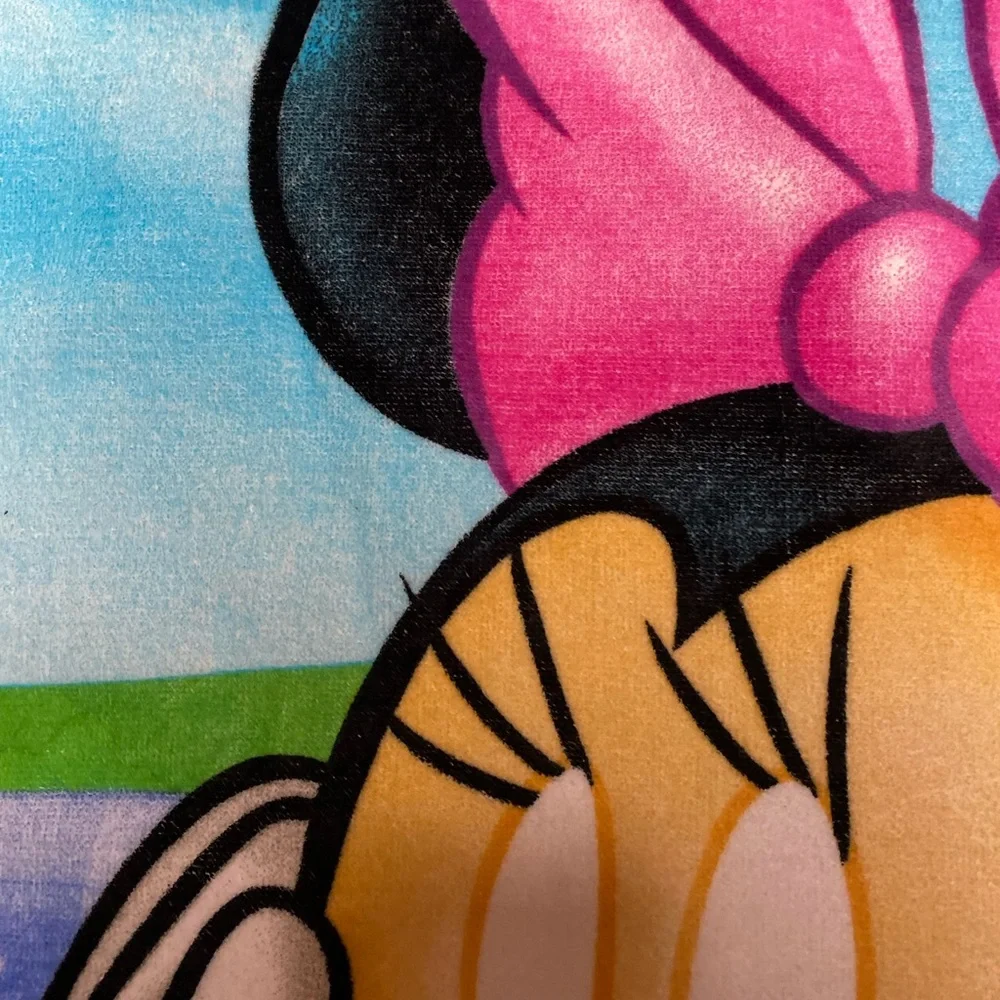 The Disney Store Y2K Minnie and Mickey on the Sand Beach Towel 30 X 60 NWT